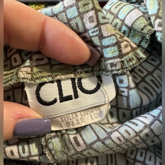 Cute green print skirt! - Picture 3 of 4